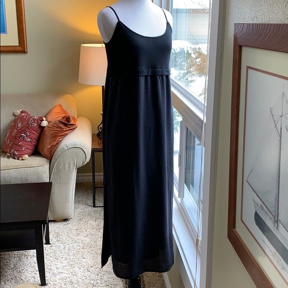 Splendid Dresses & Skirts - Splendid spaghetti strap midi dress SZS